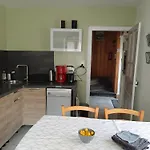 La Maison De Mika Hébergement de vacances *