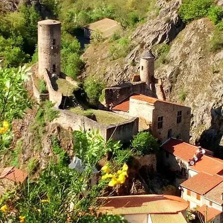 La Maison De Mika بيت للعطل Saint-Floret