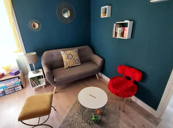 La Maison De Mika Сен-Флорет